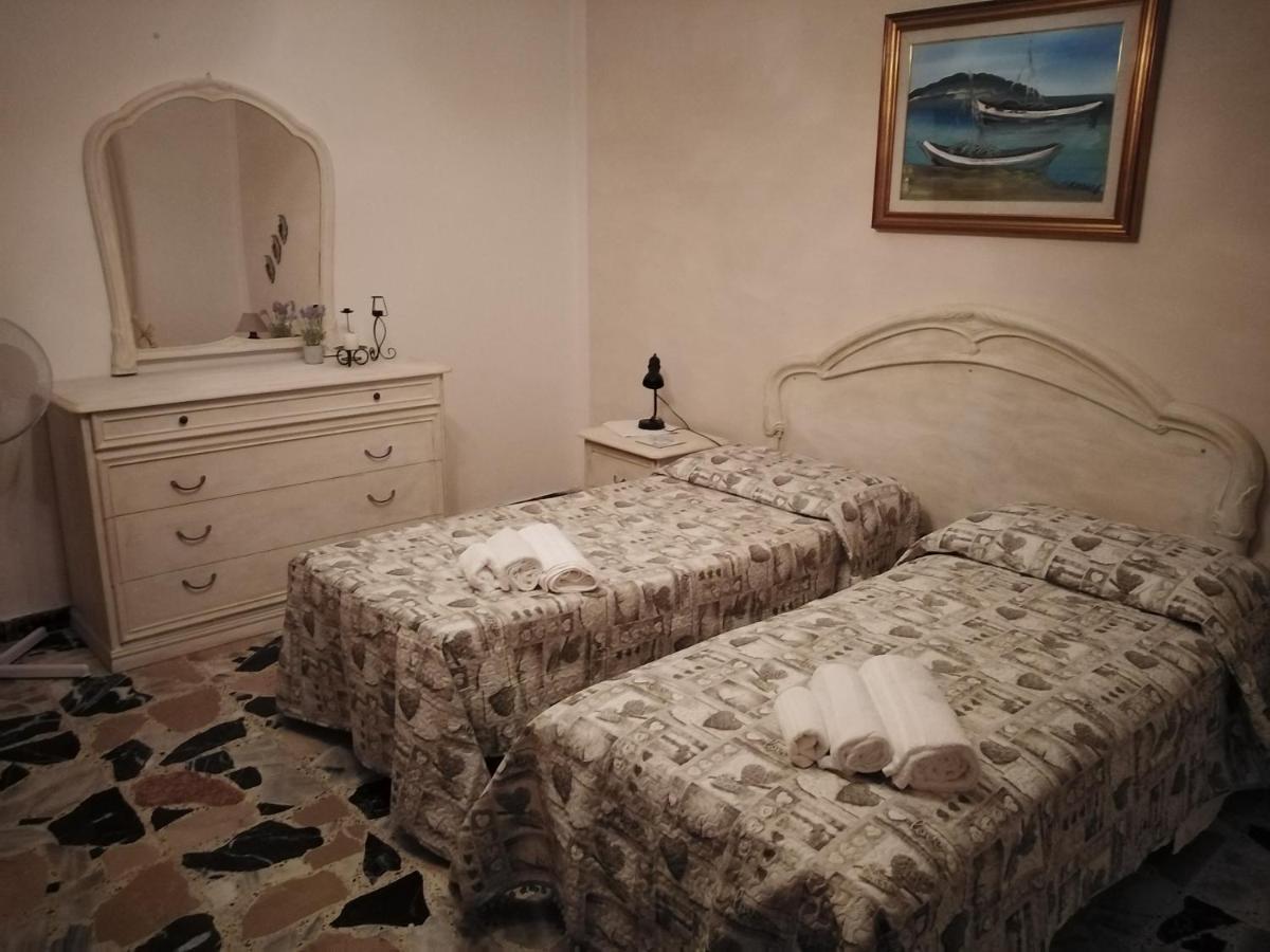 Bed and Breakfast Nonna Dora Muros Экстерьер фото